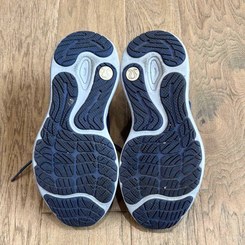 Lululemon Blissfeel Womens Running Shoe Water Drop / White / Blue Linen Size 7.5 - Picture 4 of 8